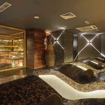 Hotel Emirates-2